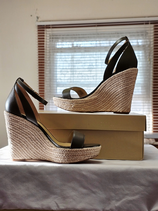 Michael Kors Shoes - Michael Kors Kimberly Leather Wedge Sandal In Olive Size 9M